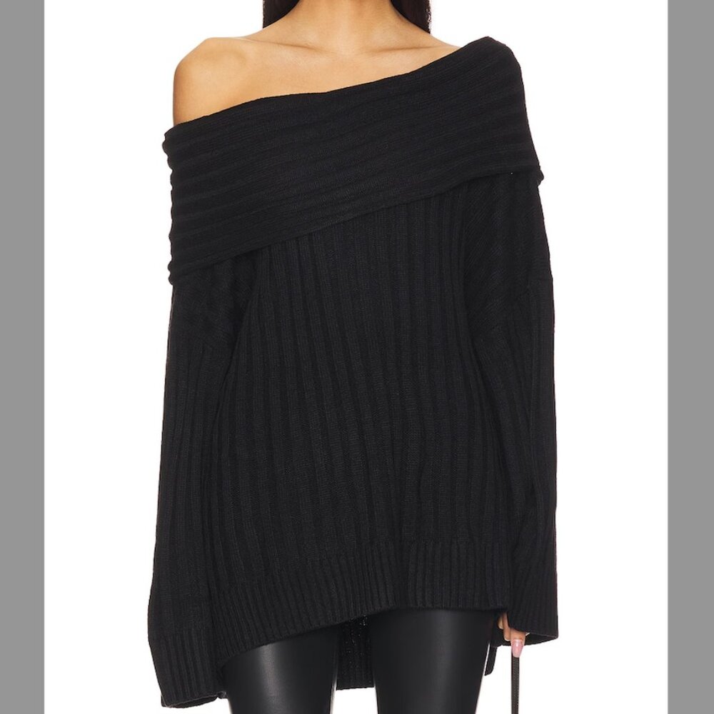 WeWoreWhat Oversized Off Shoulder Sweater in Black in XS